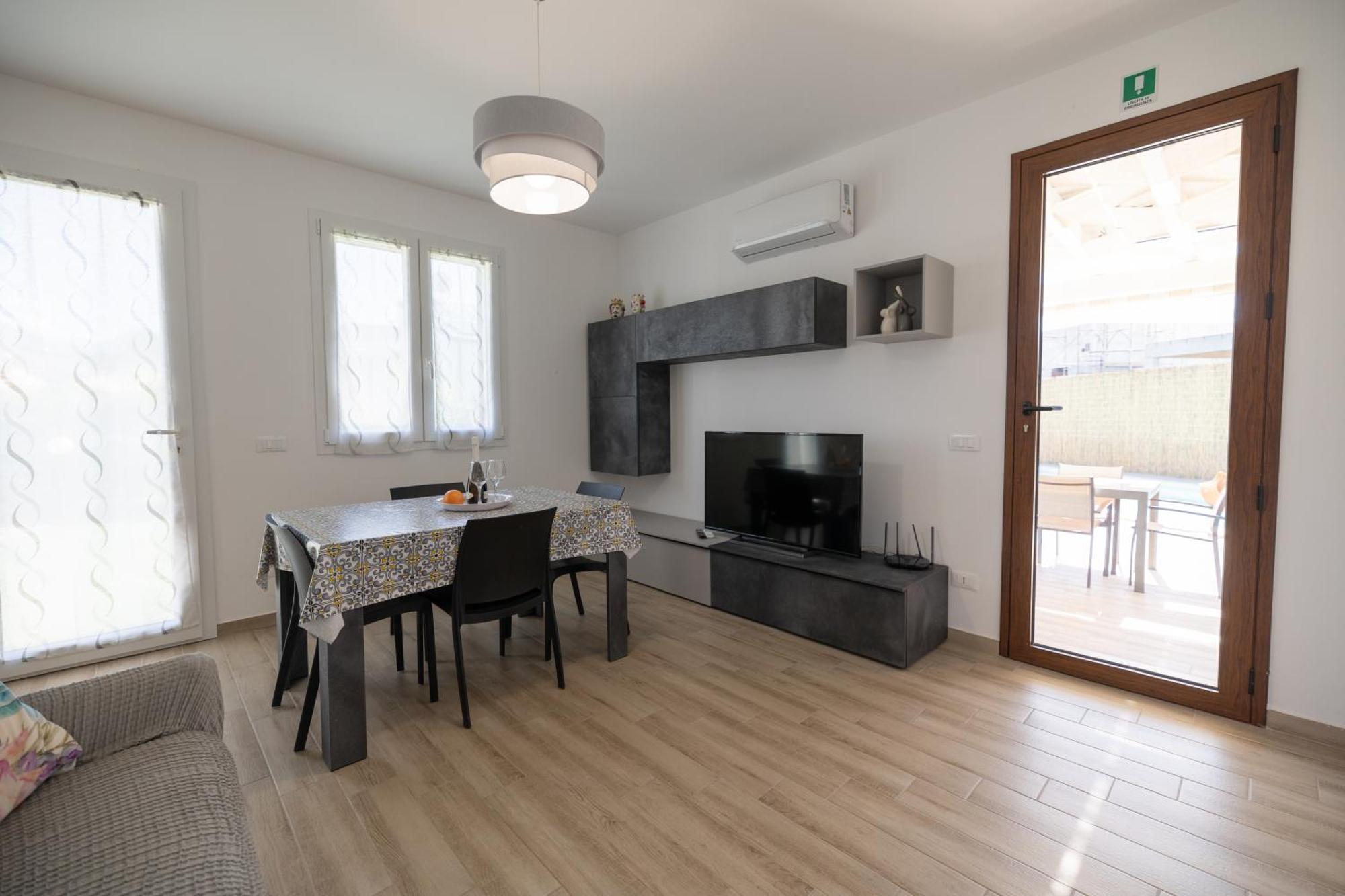 Villa Giada กัมโปเฟลิเช ดิ โรชเชลลา ภายนอก รูปภาพ