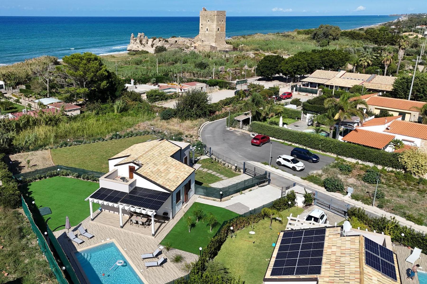 Villa Giada กัมโปเฟลิเช ดิ โรชเชลลา ภายนอก รูปภาพ