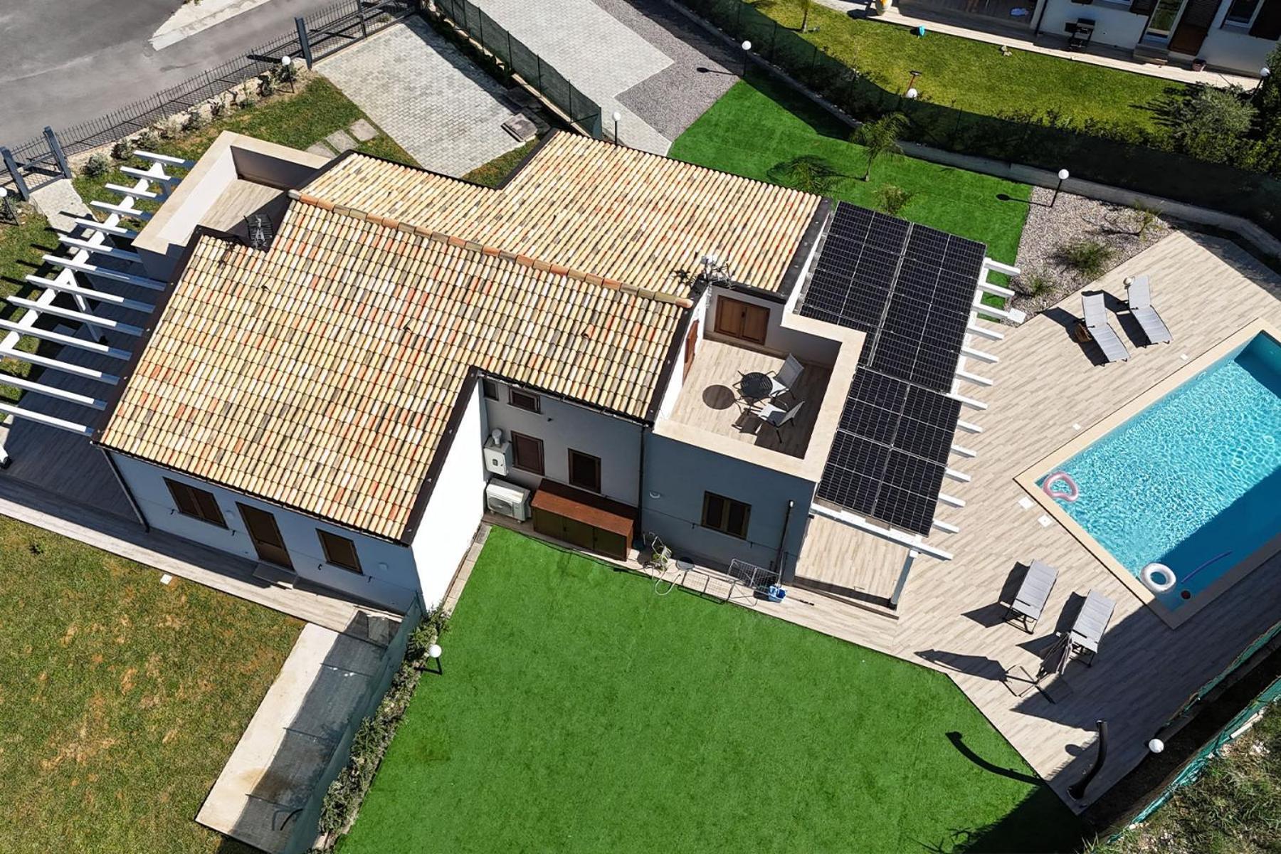 Villa Giada กัมโปเฟลิเช ดิ โรชเชลลา ภายนอก รูปภาพ