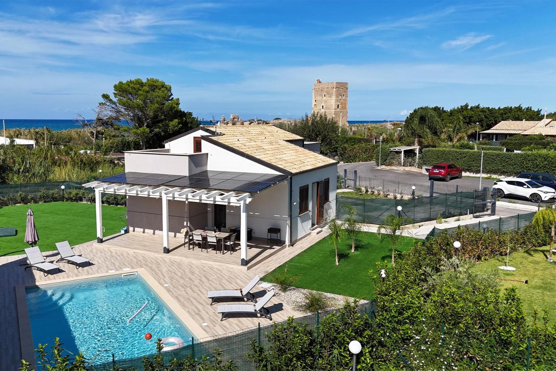 Villa Giada กัมโปเฟลิเช ดิ โรชเชลลา ภายนอก รูปภาพ